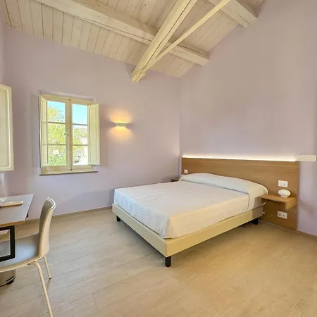 Casa Castelli - Ospitalita E Vino 住宿加早餐酒店 3*