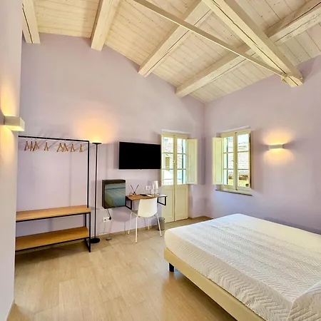 Casa Castelli - Ospitalita E Vino 3* Falerone